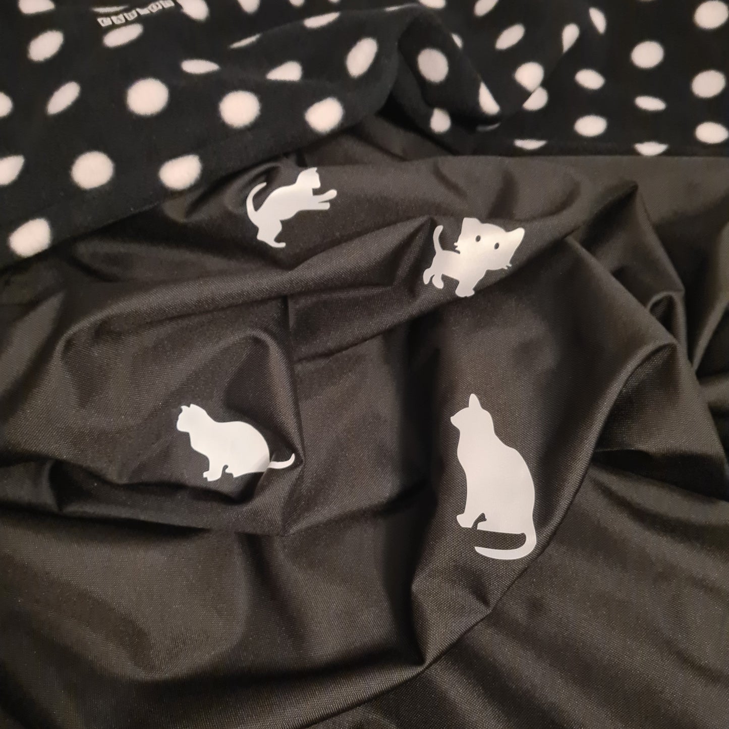 Cab-on Glow - Cats - Black Focused Dots/Black (strl M)